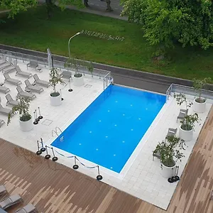 https://wolski-apartments-nadmorskie-tarasy-403.kolobrzeghotels.com